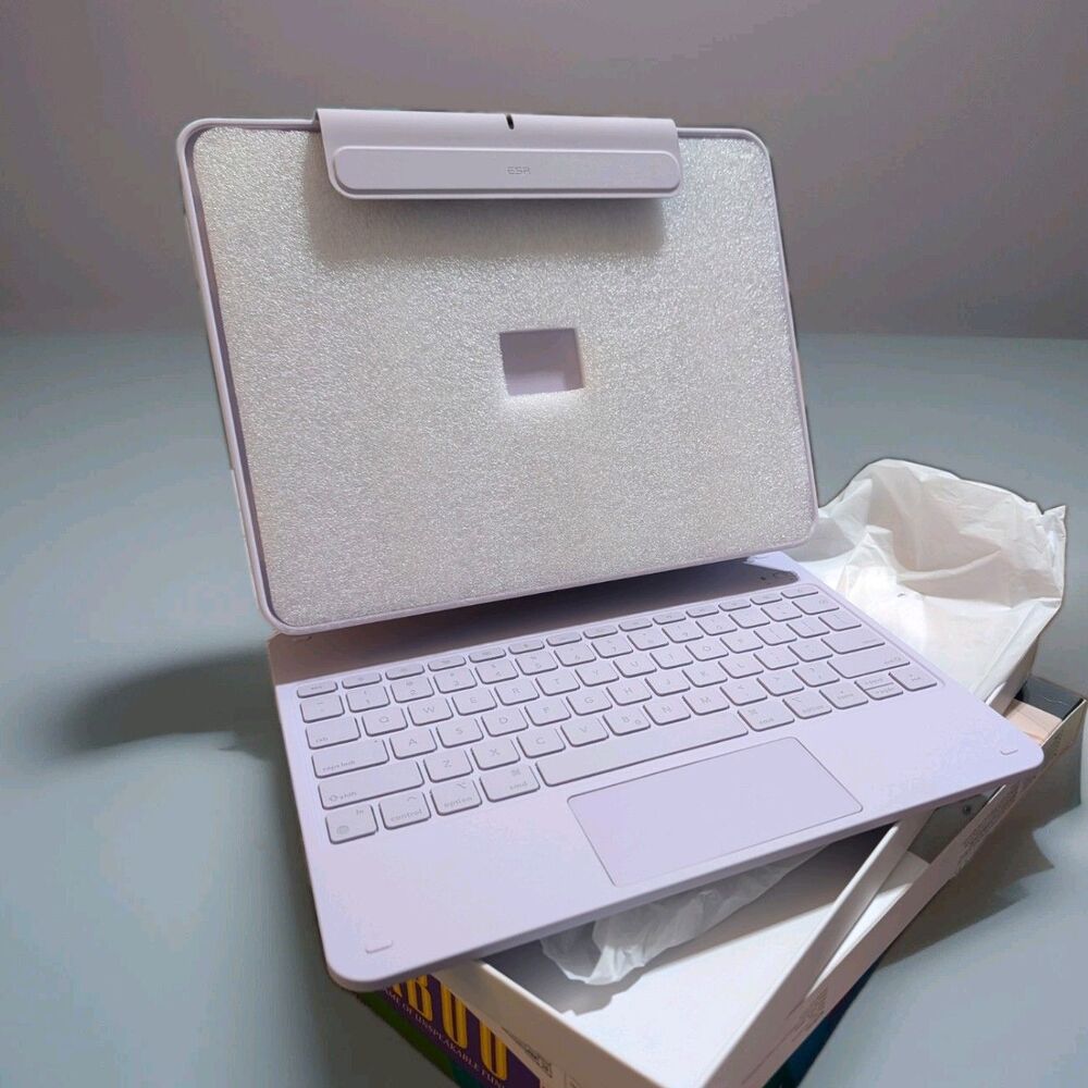 ESR Rebound 360 Magnetic Keyboard Case iPad Pro 13" M4 M5 Purple - Open Box New
